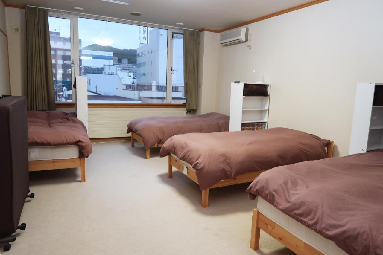 Otaru Ekimae Guest House Ito Eksteriør bilde